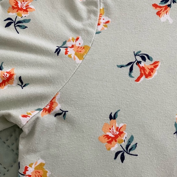 EUC Ann Taylor Factory light green 3/4 length sleeve boatneck top - Picture 5 of 6